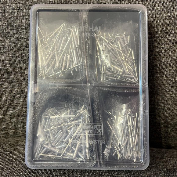 NEW Aluminum Blind Rivets 400 pieces of 4 sizes GSK Corp Hard Plastic Case - Picture 9 of 14